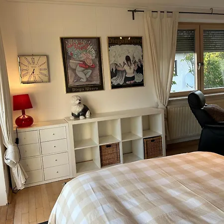 Apartment Martin Balcony 8 Pers Munich Suburb, Quiet Grafelfing