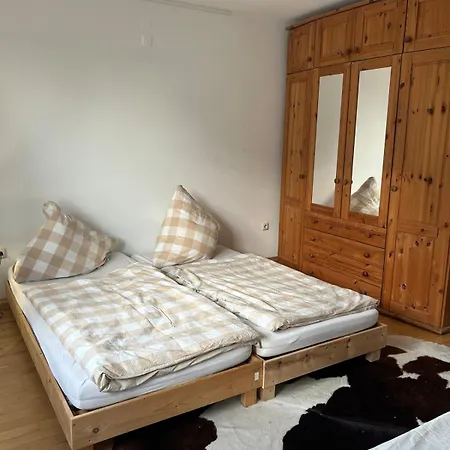 Martin Balcony Garden House 15 Pers, Suburb, Quiet