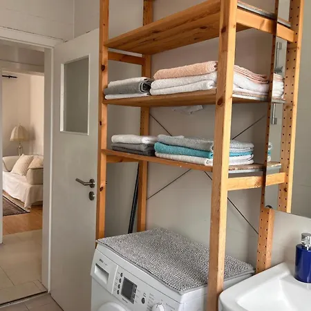 Martin Balcony Garden House 15 Pers, Suburb, Quiet *